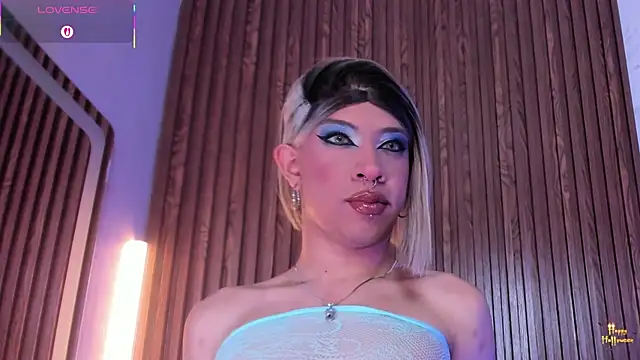 Snapshot of AndyBlake_ chatting on October 2025 03:04:01 AM AndyBlake online show from October 2025 03:04:01 AM