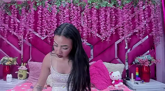 nathalia pink online show from January 2025 11:35:01 PM