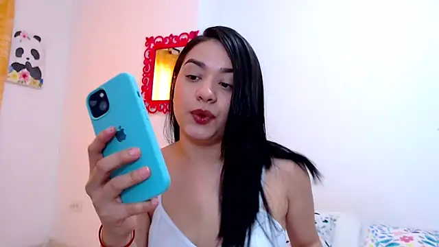 Snapshot of SaraBlosson chatting on September 2025 03:45:01 PM SaraBlosson online show from September 2025 03:45:01 PM