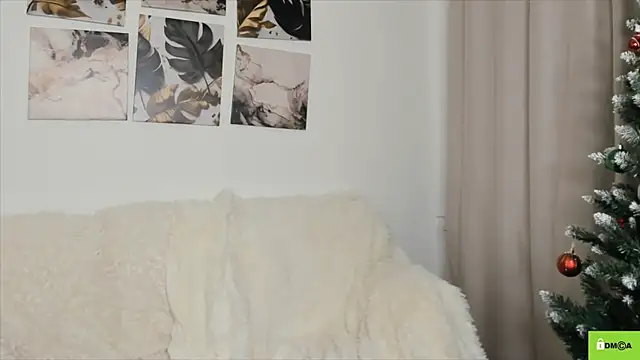 Snapshot of Funny_bunnyy chatting on December 2024 03:19:01 AM Funny bunnyy online show from December 2024 03:19:01 AM