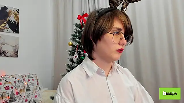 Snapshot of Funny_bunnyy chatting on December 2024 09:19:01 PM Funny bunnyy online show from December 2024 09:19:01 PM