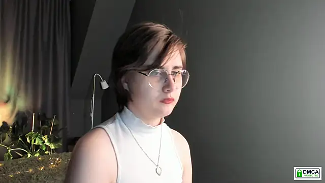 Snapshot of Funny_bunnyy chatting on January 2025 08:48:01 PM Funny bunnyy online show from January 2025 08:48:01 PM