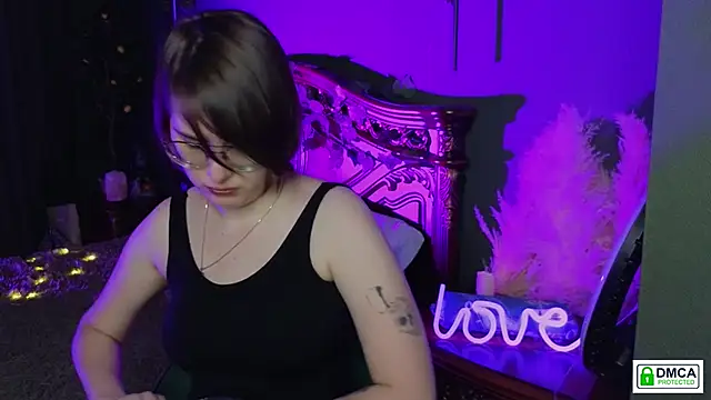 Snapshot of Funny_bunnyy chatting on February 2025 11:55:02 PM Funny bunnyy online show from February 2025 11:55:02 PM