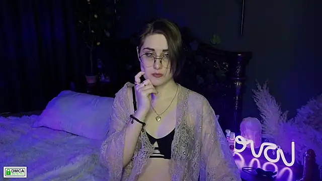 Snapshot of Funny_bunnyy chatting on February 2025 09:16:02 PM Funny bunnyy online show from February 2025 09:16:02 PM