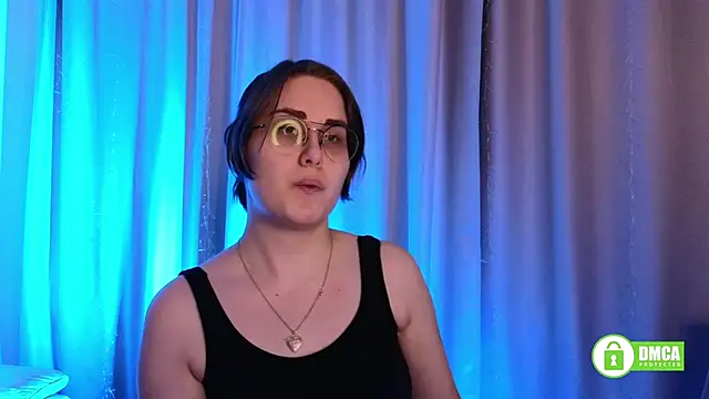 Snapshot of Funny_bunnyy chatting on March 2025 02:47:02 AM Funny bunnyy online show from March 2025 02:47:02 AM