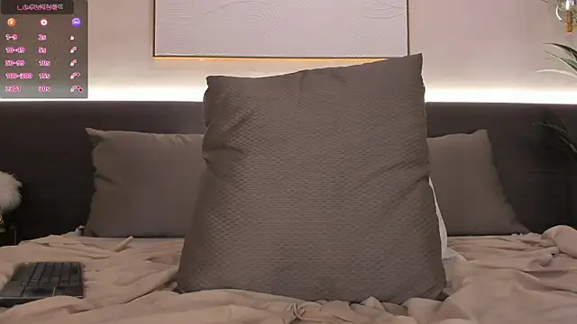 SophieBlake online show from March 2025 11:27:01 PM