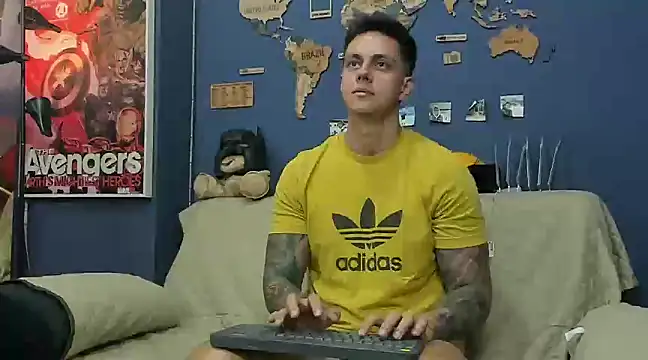 Snapshot of JeanBroc chatting on February 2025 08:08:02 PM JeanBroc online show from February 2025 08:08:02 PM