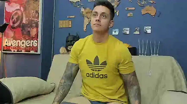 Snapshot of JeanBroc chatting on February 2025 08:00:01 PM JeanBroc online show from February 2025 08:00:01 PM