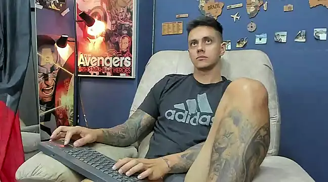 Snapshot of JeanBroc chatting on March 2025 11:06:01 PM JeanBroc online show from March 2025 11:06:01 PM