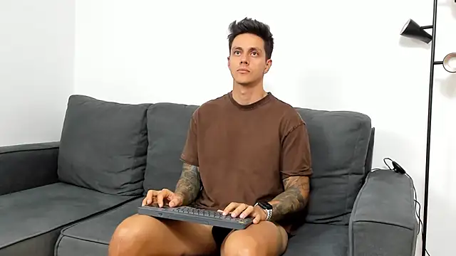 Snapshot of JeanBroc chatting on September 2025 08:53:01 PM JeanBroc online show from September 2025 08:53:01 PM