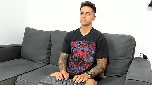 Snapshot of JeanBroc chatting on September 2025 08:54:01 PM JeanBroc online show from September 2025 08:54:01 PM