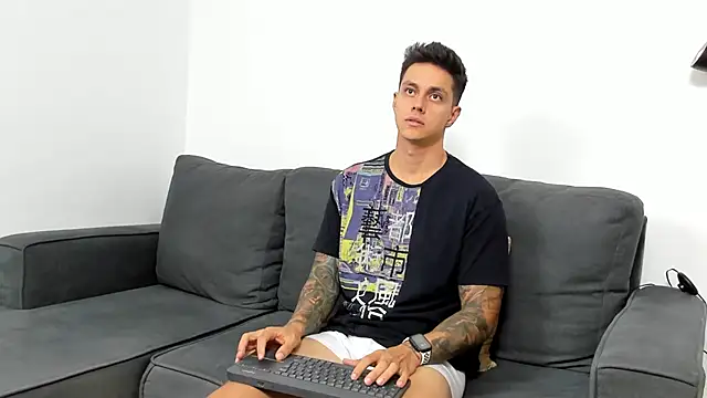 Snapshot of JeanBroc chatting on September 2025 08:36:01 PM JeanBroc online show from September 2025 08:36:01 PM