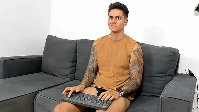 Snapshot of JeanBroc chatting on September 2025 08:35:01 PM JeanBroc online show from September 2025 08:35:01 PM