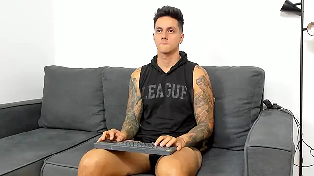 Snapshot of JeanBroc chatting on October 2025 08:20:01 PM JeanBroc online show from October 2025 08:20:01 PM