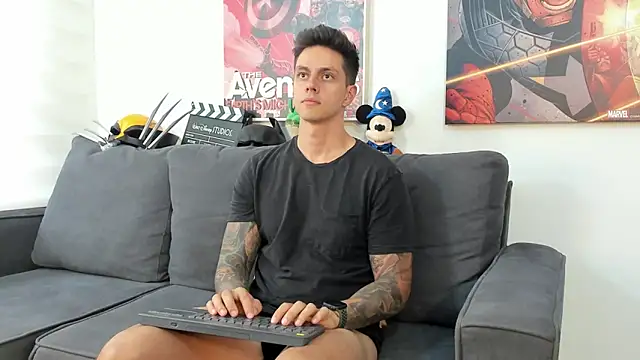 Snapshot of JeanBroc chatting on October 2025 08:11:02 PM JeanBroc online show from October 2025 08:11:02 PM