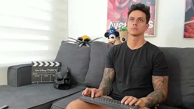 Snapshot of JeanBroc chatting on November 2025 07:57:02 PM JeanBroc online show from November 2025 07:57:02 PM