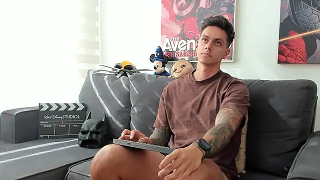 Snapshot of JeanBroc chatting on November 2025 08:09:02 PM JeanBroc online show from November 2025 08:09:02 PM