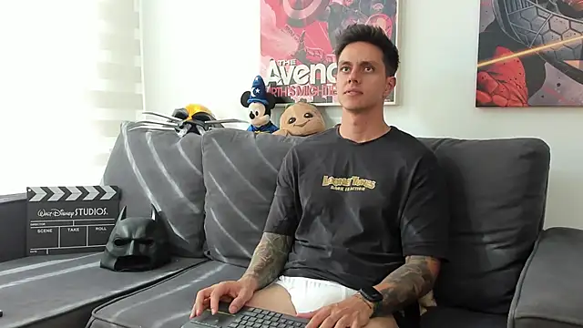 Snapshot of JeanBroc chatting on November 2025 08:03:01 PM JeanBroc online show from November 2025 08:03:01 PM