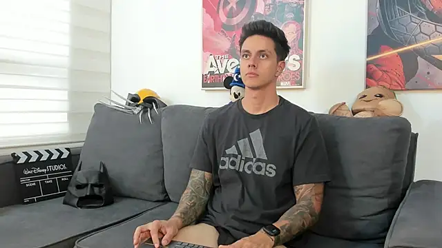 Snapshot of JeanBroc chatting on December 2025 08:02:02 PM JeanBroc online show from December 2025 08:02:02 PM