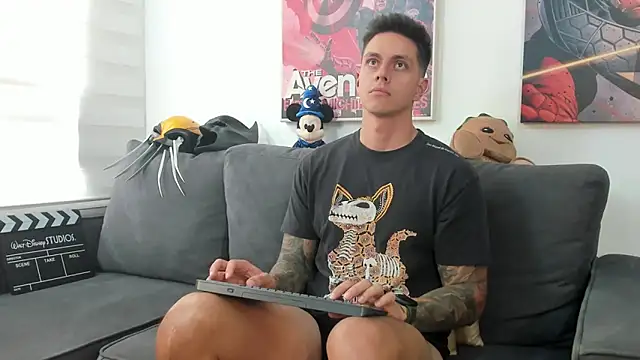 Snapshot of JeanBroc chatting on December 2025 07:54:02 PM JeanBroc online show from December 2025 07:54:02 PM