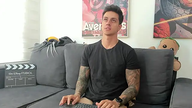 Snapshot of JeanBroc chatting on January 2026 07:30:01 PM JeanBroc online show from January 2026 07:30:01 PM