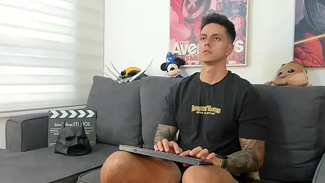 Snapshot of JeanBroc chatting on January 2026 07:28:02 PM JeanBroc online show from January 2026 07:28:02 PM