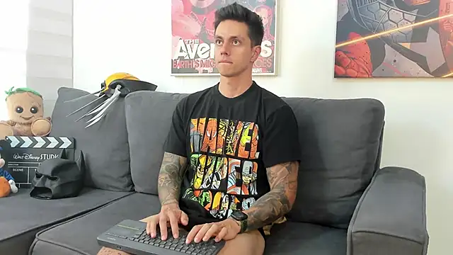 Snapshot of JeanBroc chatting on February 2026 07:30:02 PM JeanBroc online show from February 2026 07:30:02 PM