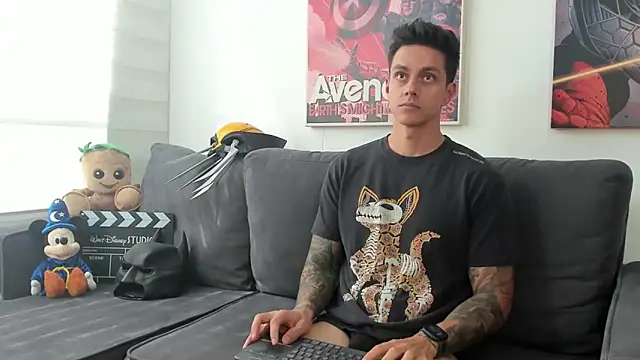 Snapshot of JeanBroc chatting on February 2026 07:29:01 PM JeanBroc online show from February 2026 07:29:01 PM