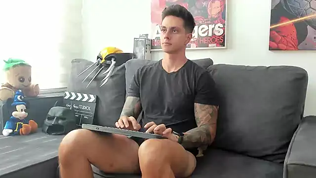 Snapshot of JeanBroc chatting on March 2026 07:31:01 PM JeanBroc online show from March 2026 07:31:01 PM