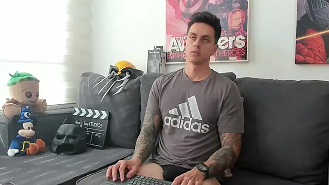 Snapshot of JeanBroc chatting on March 2026 07:20:02 PM JeanBroc online show from March 2026 07:20:02 PM