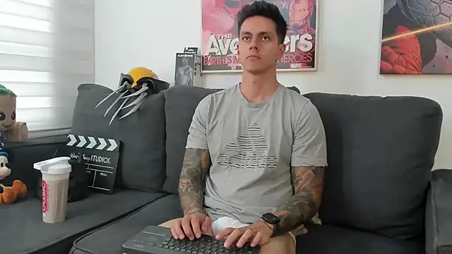 Snapshot of JeanBroc chatting on March 2026 07:40:01 PM JeanBroc online show from March 2026 07:40:01 PM