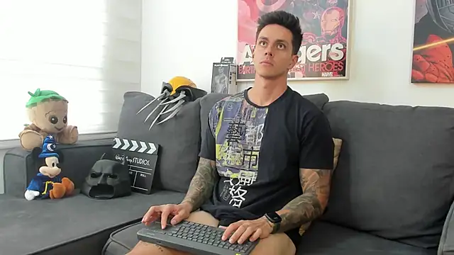 Snapshot of JeanBroc chatting on March 2026 07:29:01 PM JeanBroc online show from March 2026 07:29:01 PM