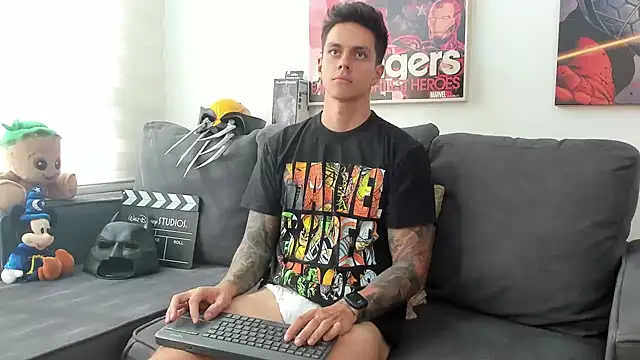 Snapshot of JeanBroc chatting on March 2026 07:28:01 PM JeanBroc online show from March 2026 07:28:01 PM