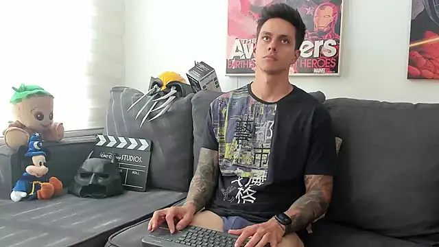 Snapshot of JeanBroc chatting on March 2026 07:13:02 PM JeanBroc online show from March 2026 07:13:02 PM