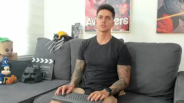 Snapshot of JeanBroc chatting on April 2026 07:11:01 PM JeanBroc online show from April 2026 07:11:01 PM