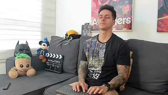 Snapshot of JeanBroc chatting on April 2026 06:57:01 PM JeanBroc online show from April 2026 06:57:01 PM