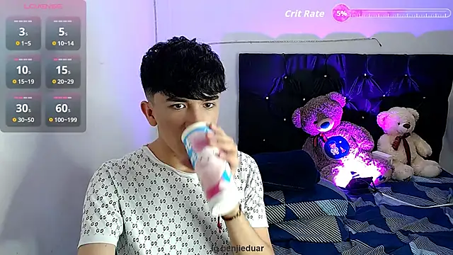 benji hoter online show from October 2025 06:28:02 PM