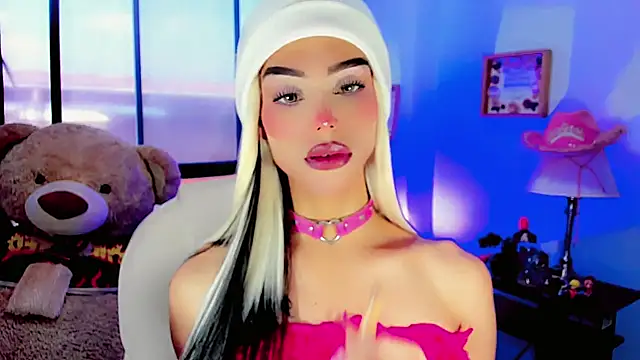 dollswit01 online show from January 2025 07:13:02 PM