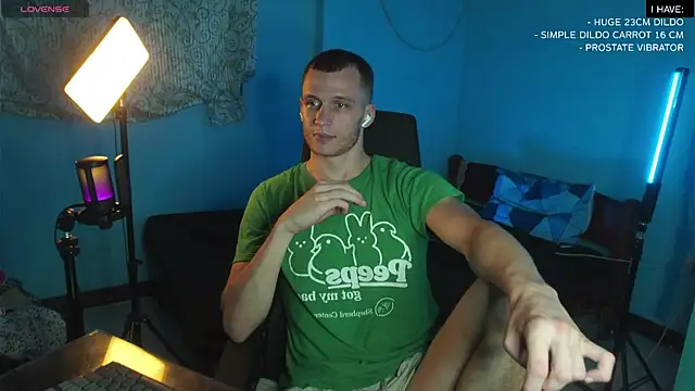 Snapshot of mickeypict chatting on February 2025 02:22:02 PM mickeypict online show from February 2025 02:22:02 PM