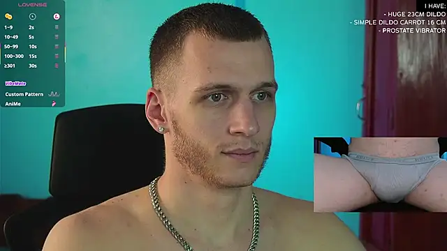 Snapshot of mickeypict chatting on February 2025 08:39:01 AM mickeypict online show from February 2025 08:39:01 AM