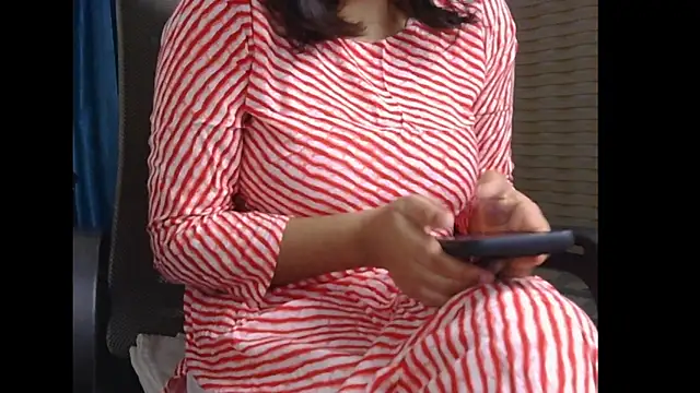 Snapshot of AngelLiza69 chatting on November 2025 11:44:02 AM AngelLiza69 online show from November 2025 11:44:02 AM