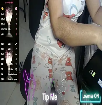 Yaya    11 online show from February 2026 11:01:02 PM