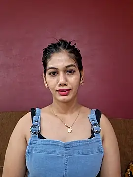 Garima G online show from February 2026 04:23:02 PM