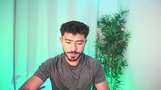 dam0n fr0st online show from May 2026 06:57:02 PM