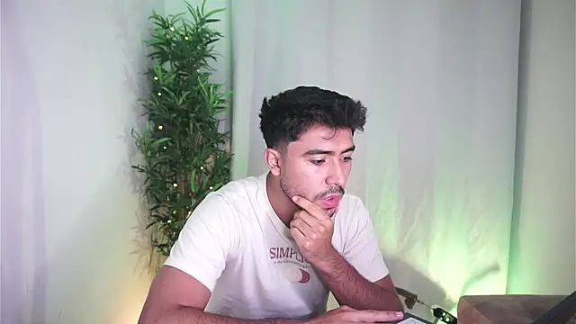 dam0n fr0st online show from May 2026 11:13:02 PM