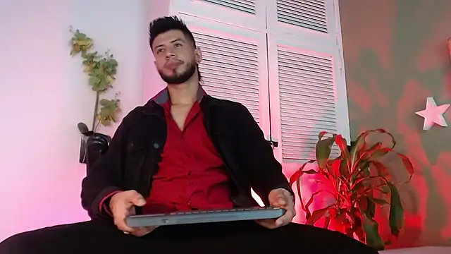 Snapshot of Colby_brown03 chatting on November 2025 07:17:01 PM Colby brown03 online show from November 2025 07:17:01 PM