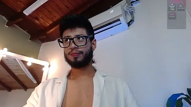 Snapshot of Colby_brown03 chatting on February 2026 07:20:01 PM Colby brown03 online show from February 2026 07:20:01 PM