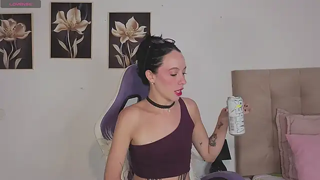 AnneGagner online show from December 2025 09:02:01 PM