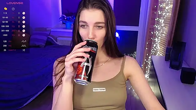 Snapshot of Abigail_Wills chatting on February 2025 10:17:02 PM Abigail Wills online show from February 2025 10:17:02 PM