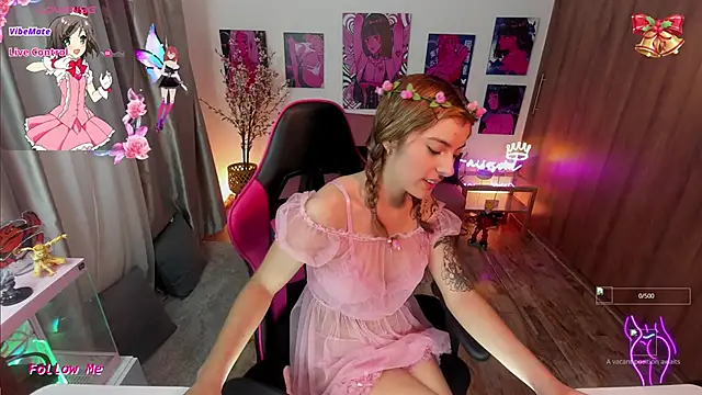 annieesweett online show from November 2025 02:08:01 PM